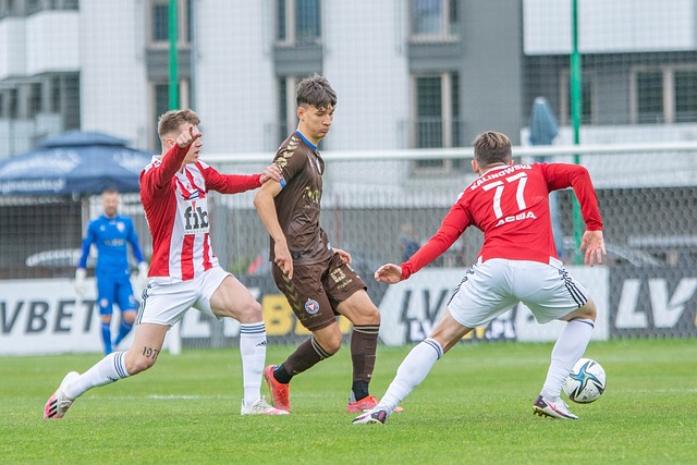 中国男足的 中国男足的